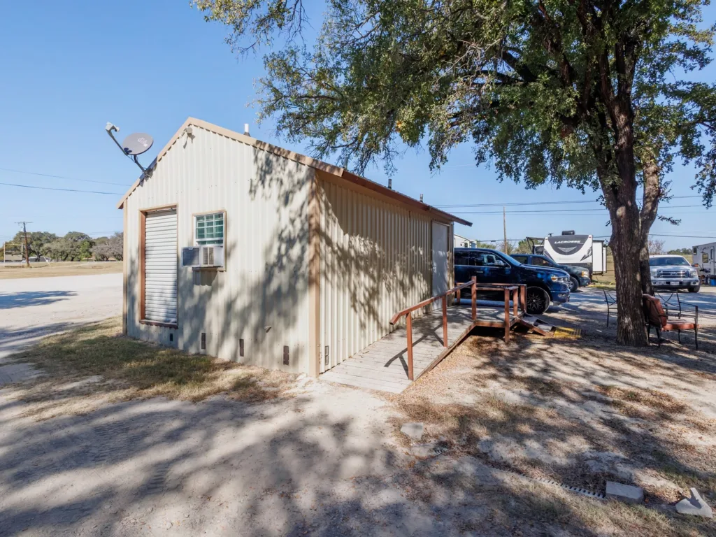 full hookup rv sites near brownwood tx